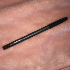 New MAC lip pencil